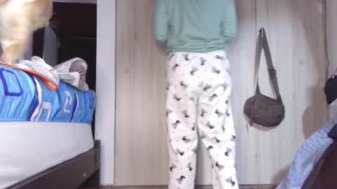 Snapshot of kawit1 chatting on 10-08-25, 09:40 Khawit online show from 10-08-25, 09:40