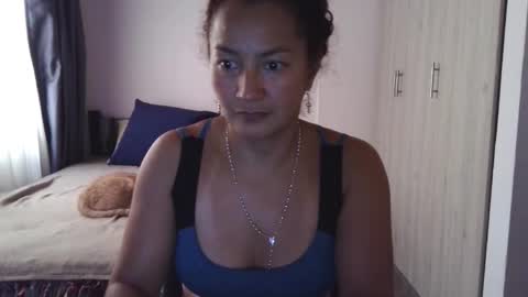 Snapshot of kawit1 chatting on 11-06-25, 04:52 Khawit online show from 11-06-25, 04:52
