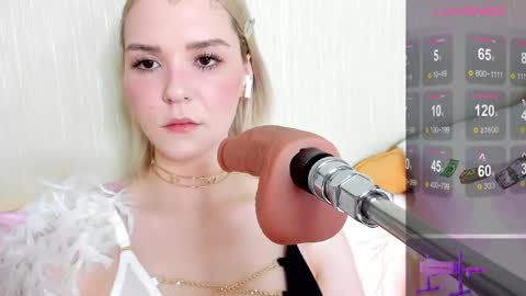 Snapshot of kaya_devis chatting on 01-16-25, 04:49 KAYA online show from 01-16-25, 04:49