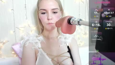 Snapshot of kaya_devis chatting on 11-22-25, 05:06 KAYA online show from 11-22-25, 05:06