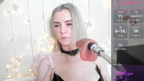 Snapshot of kaya_devis chatting on 11-24-25, 04:34 KAYA online show from 11-24-25, 04:34