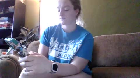 Snapshot of kaybug98 chatting on 02-17-25, 01:10 kaybug98 online show from 02-17-25, 01:10