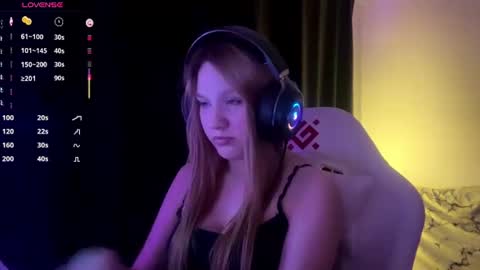 Amia online show from 06-11-26, 04:27