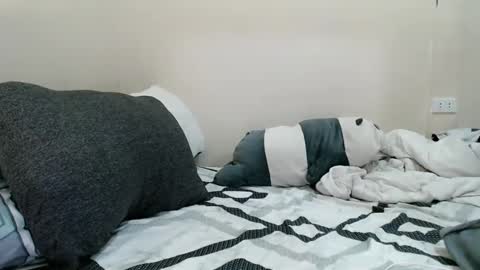 Snapshot of kayegorgeous18 chatting on 10-09-25, 12:03 Kaye online show from 10-09-25, 12:03