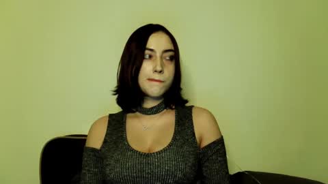 kayla online show from 12-16-25, 07:19