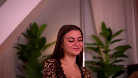 Snapshot of kaylabray chatting on 11-05-25, 04:56 kaylabray online show from 11-05-25, 04:56