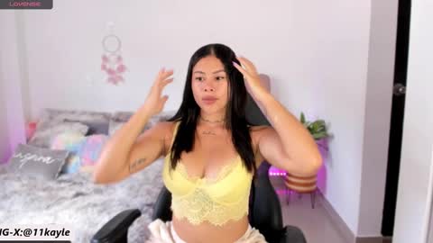 INSTAGRAM AND TW 11kayle online show from 01-14-25, 04:29