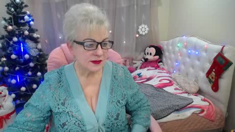 kaylesmoll online show from 12-23-24, 07:52