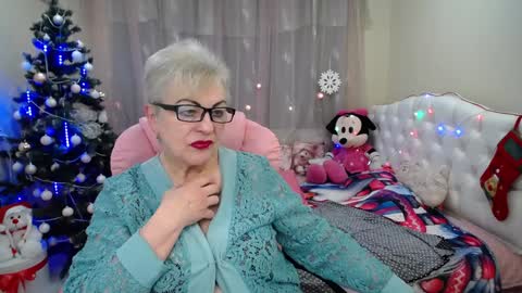 kaylesmoll online show from 12-25-24, 10:16