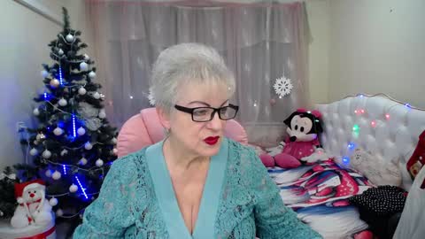 kaylesmoll online show from 01-11-25, 07:27