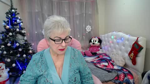 kaylesmoll online show from 01-16-25, 04:28