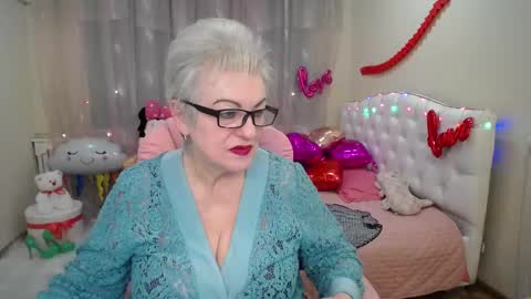 kaylesmoll online show from 02-06-25, 05:25