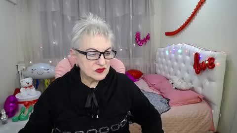 kaylesmoll online show from 02-19-25, 12:25