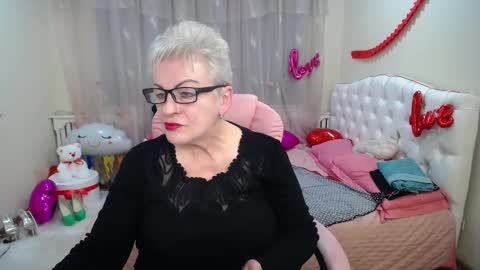 kaylesmoll online show from 03-08-25, 07:09