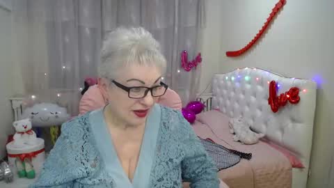 kaylesmoll online show from 03-12-25, 11:33