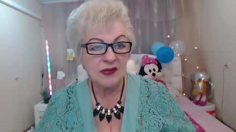 kaylesmoll online show from 09-17-25, 07:04