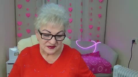 kaylesmoll online show from 02-04-26, 08:03