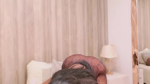 Snapshot of kaylie_mitchel chatting on 09-19-25, 12:23 KAYLIE online show from 09-19-25, 12:23