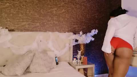 Snapshot of kaylie_mitchel chatting on 10-17-25, 10:23 KAYLIE online show from 10-17-25, 10:23