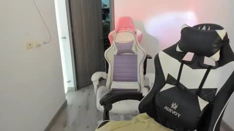 kaylie online show from 02-10-26, 02:43