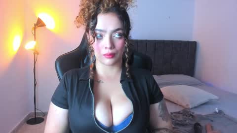Snapshot of kayllaevans_ chatting on 04-30-26, 05:47 Kay online show from 04-30-26, 05:47