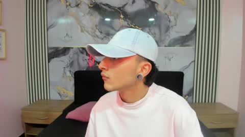 kayn_333 online show from 06-02-26, 04:58