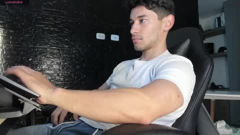 Kayn online show from 04-28-26, 05:51