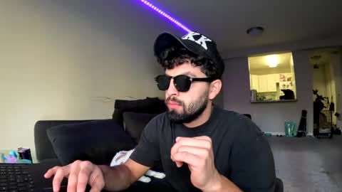 Snapshot of kaythepetiteblonde chatting on 10-11-25, 03:43 kaythepetiteblonde online show from 10-11-25, 03:43