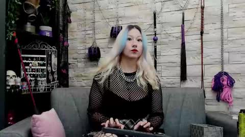 Miss Kazia online show from 12-21-25, 12:18