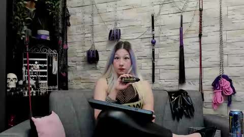 Miss Kazia online show from 01-14-26, 01:55