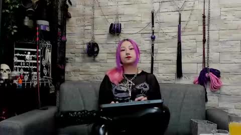 Snapshot of kaziaswart chatting on 05-25-26, 01:33 Miss Kazia online show from 05-25-26, 01:33
