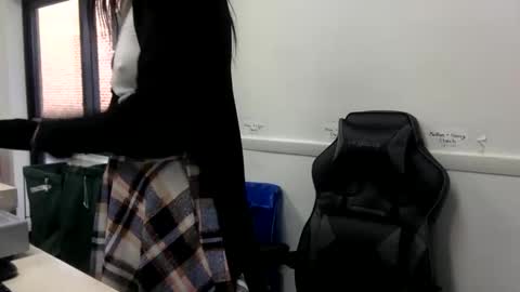 KCupCakes online show from 02-05-26, 05:17