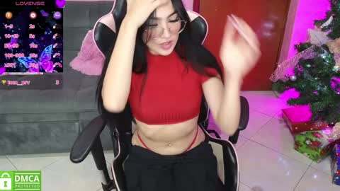 Snapshot of keeiity_moon chatting on 12-12-24, 02:55 keeiity_moon online show from 12-12-24, 02:55