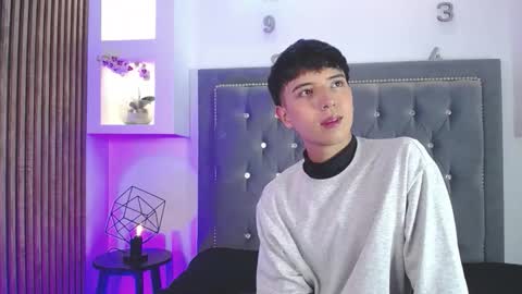 nico online show from 02-07-26, 12:42