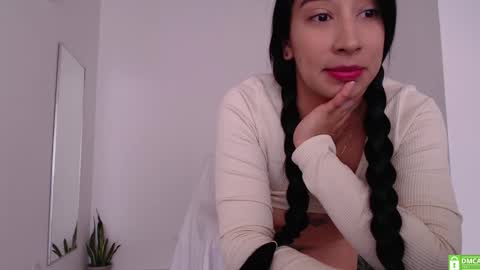 hellosIm Jessi in instagram keicha0717 online show from 10-20-25, 05:02