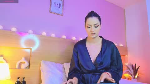 Snapshot of keidancee chatting on 11-18-25, 09:19 Keidance online show from 11-18-25, 09:19