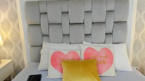 Keiira Fox online show from 02-11-26, 11:26