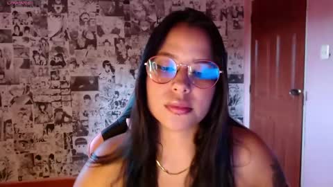 Snapshot of keikim_ chatting on 01-11-25, 09:25 Kimk online show from 01-11-25, 09:25