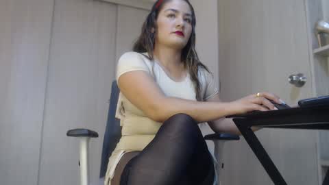 Snapshot of keilafranco chatting on 02-06-25, 08:13 keilafranco online show from 02-06-25, 08:13