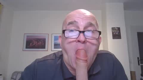 keilie1 online show from 11-30-25, 10:14