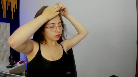 Snapshot of keilymorgan_ chatting on 12-23-24, 09:16 Keily Morgan online show from 12-23-24, 09:16