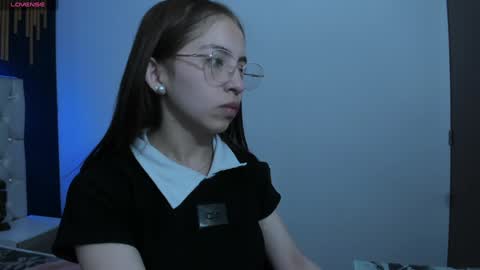 Snapshot of keilymorgan_ chatting on 01-12-25, 09:08 Keily Morgan online show from 01-12-25, 09:08