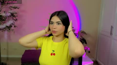 Snapshot of keira_clinton chatting on 03-25-26, 03:18 Antonella online show from 03-25-26, 03:18