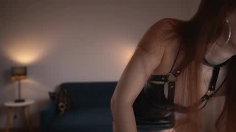 Snapshot of keira_knight chatting on 09-20-25, 11:17 keira_knight online show from 09-20-25, 11:17