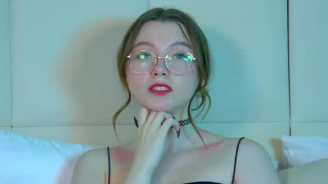 Keira online show from 02-22-25, 01:44