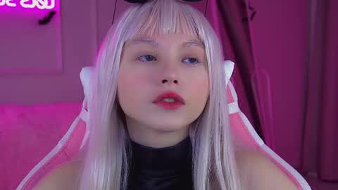 Keira online show from 10-29-25, 07:04