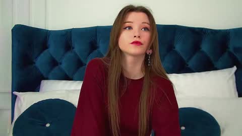 Keira online show from 01-14-26, 06:24