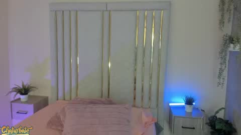 keirahartz online show from 04-12-26, 12:10