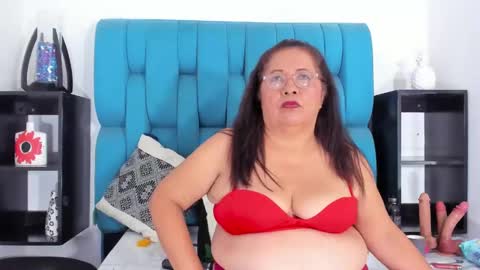 Snapshot of keiralennox chatting on 03-04-25, 03:59 online show from 03-04-25, 03:59