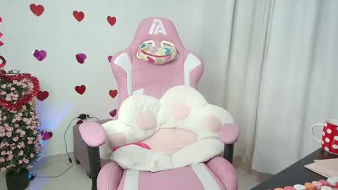 Snapshot of keissyrincon1 chatting on 02-12-25, 11:51   online show from 02-12-25, 11:51